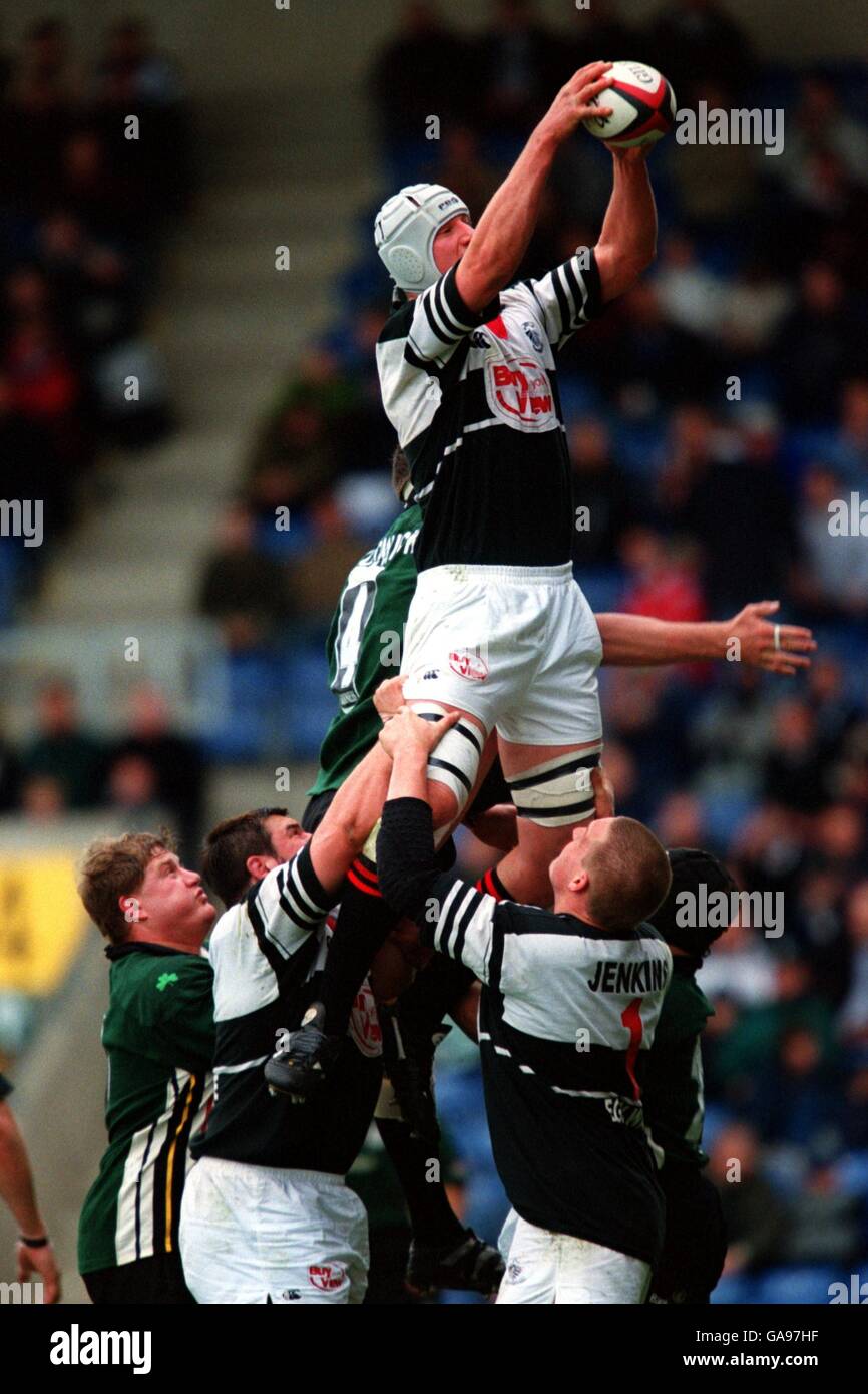 Brent Cockbain (Celtic Warriors) holds the ball as he is challeged during  the Celtic League match against Munster at Pontpridd Stock Photo - Alamy