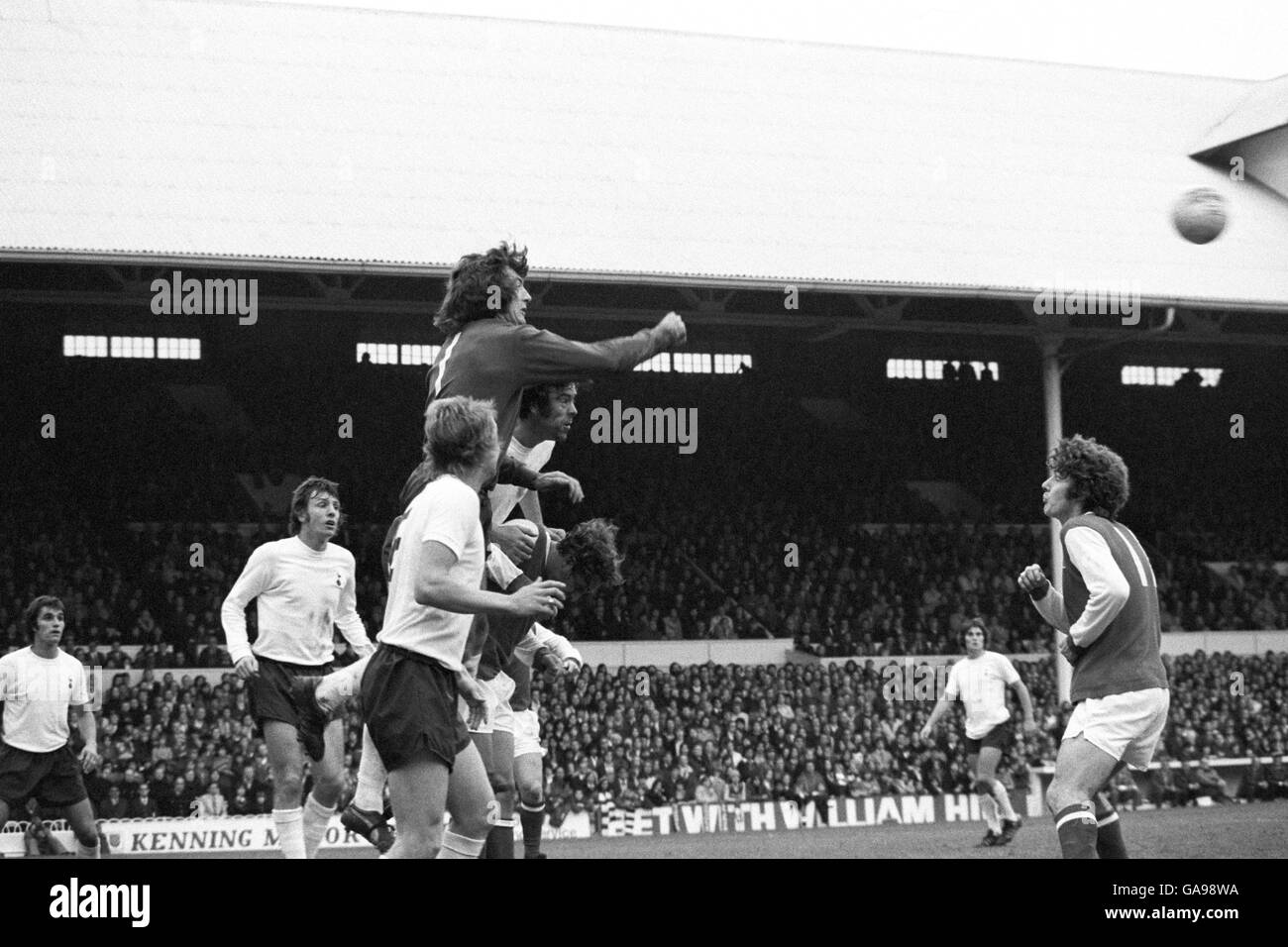 Soccer - League Division One - Tottenham Hotspur v Arsenal - White Hart Lane Stock Photo