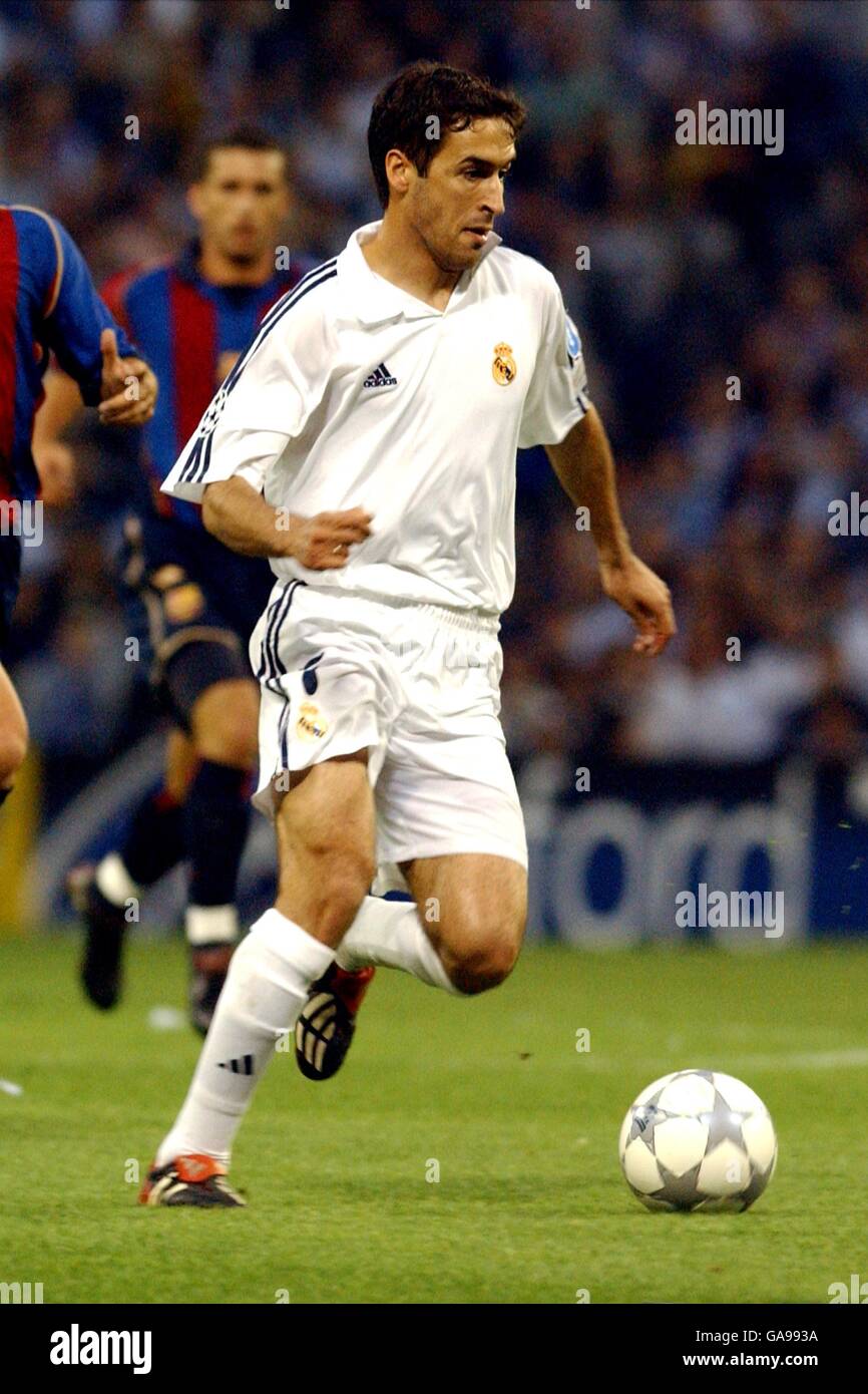 Soccer - UEFA Champions League - Semi Final - Second Leg - Real Madrid v Barcelona. Real Madrid's Raul Stock Photo