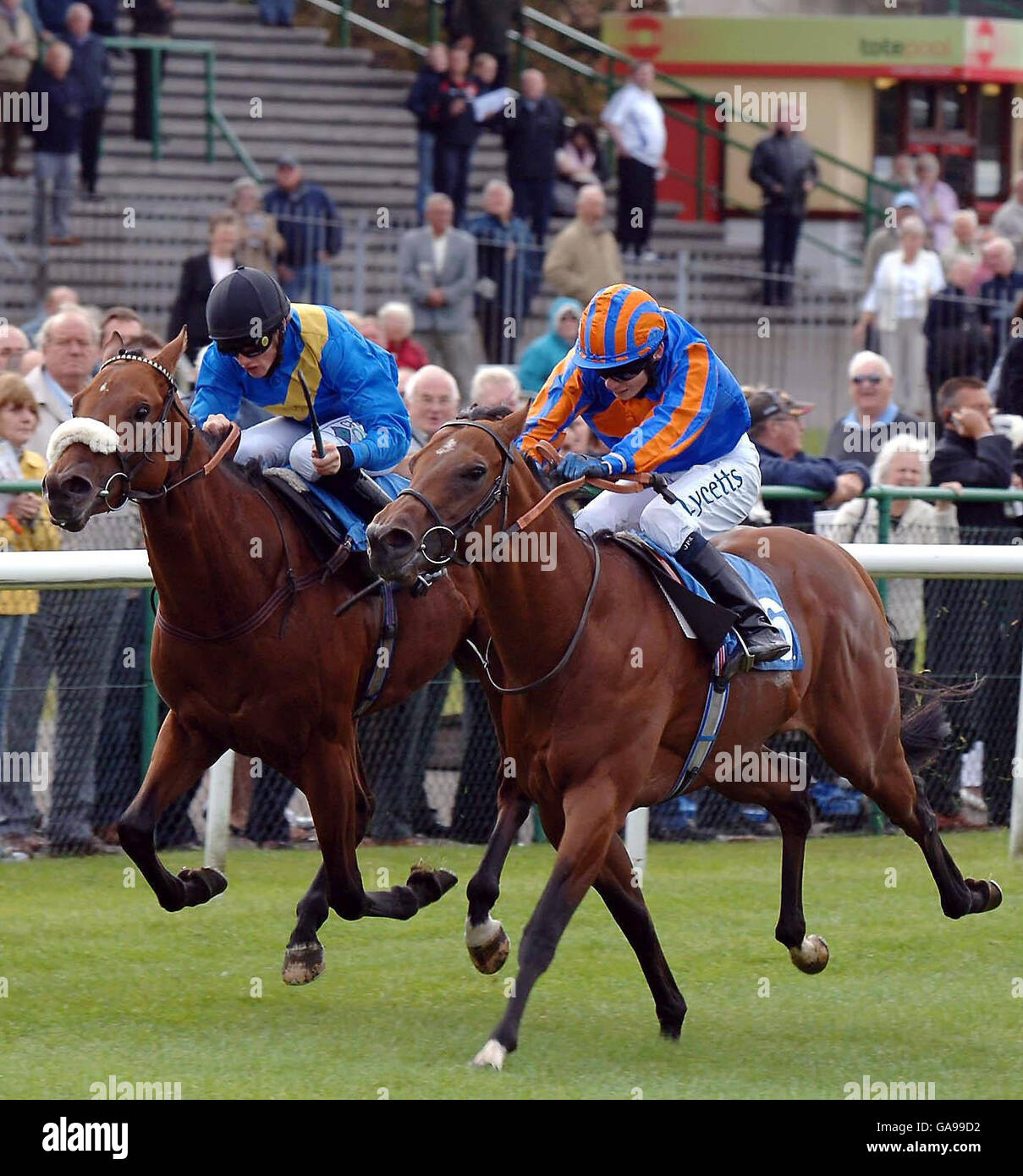 Thirsk Racecourse High Resolution Stock Photography And Images Alamy