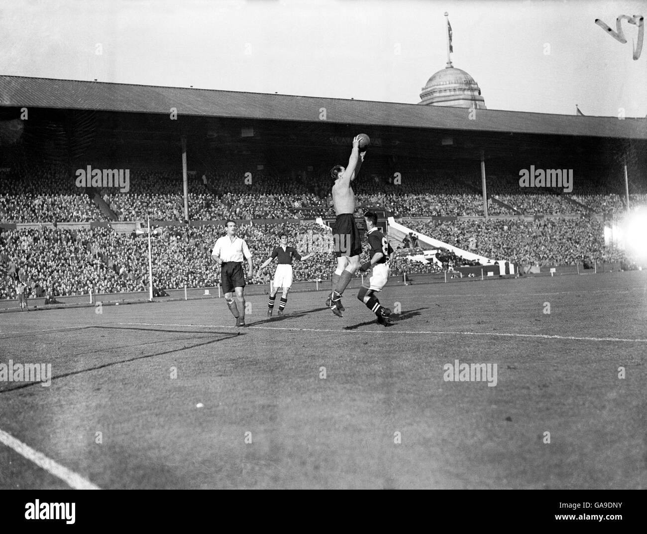 Football scotland v england hires stock photography and images Alamy Football scotland v england hires stock photography and images Alamy