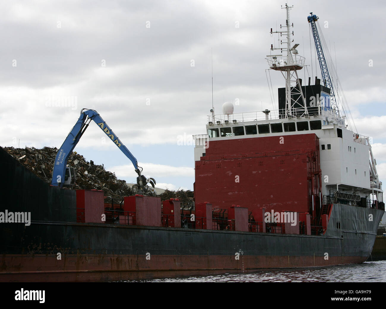 Recycling Glasgow Stock Photo Alamy