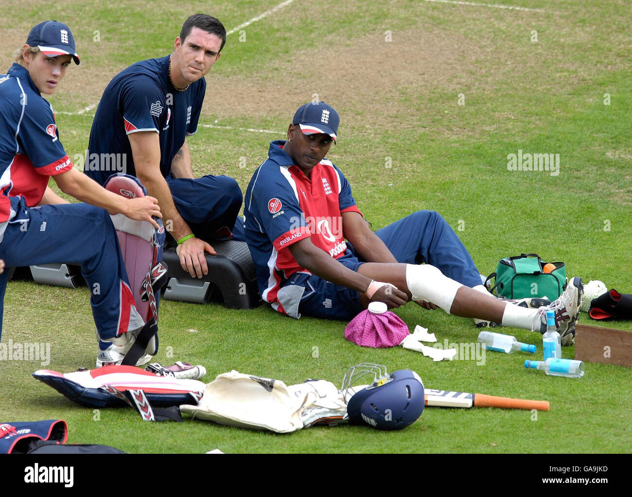 Page 14 - England Cricket Cap High 