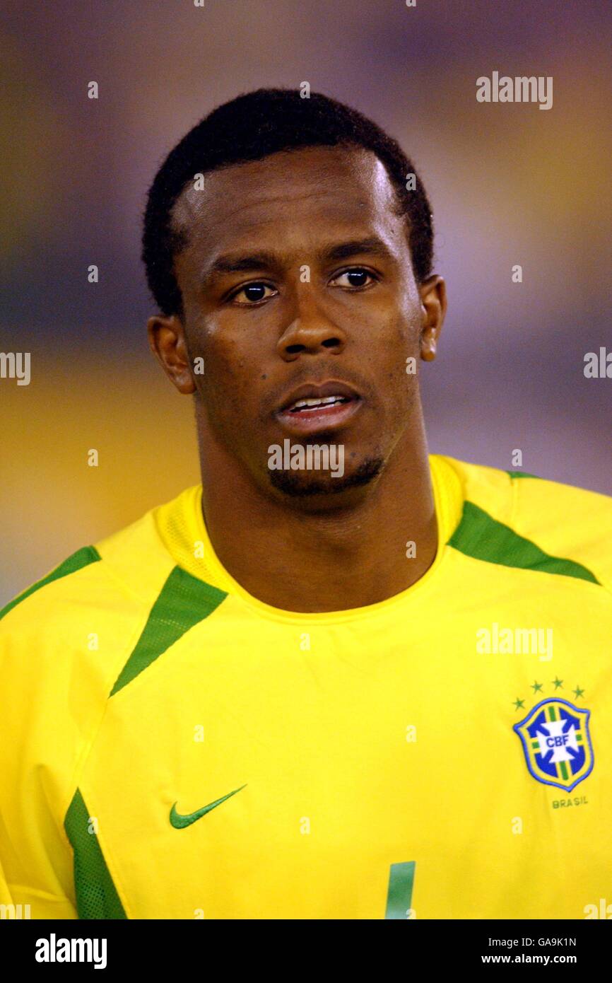 Roque Junior lines up for Brazil ahead of their 1-0 win over Jamaica, in a  friendly international at the Walkers Stadium, in Leicester Stock Photo -  Alamy