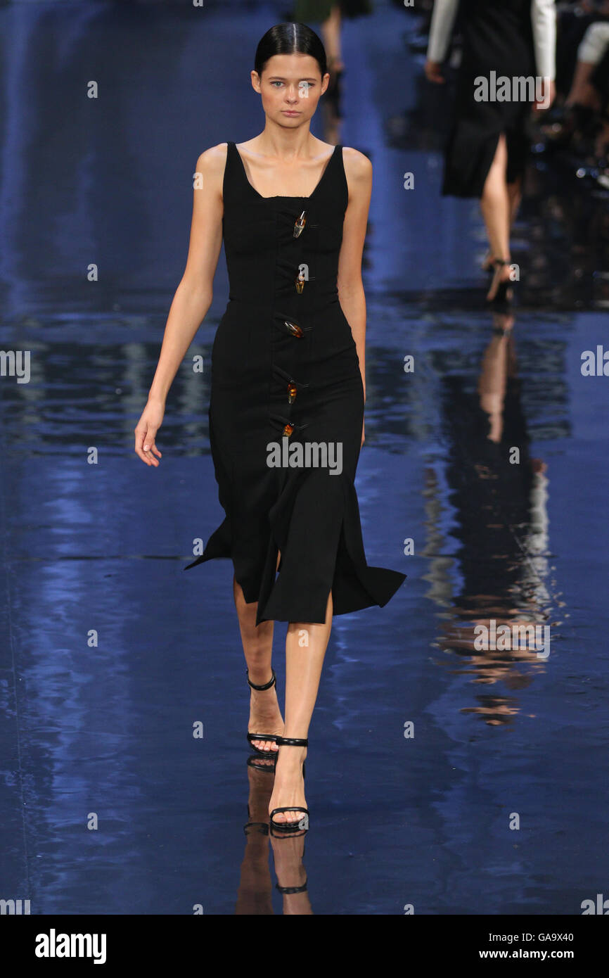 Sydney, Australia. 3 August 2016. The David Jones Spring Summer 2016 ...