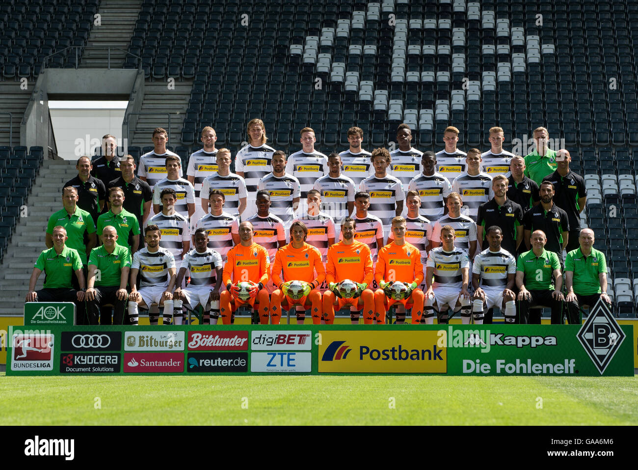 German Bundesliga - Season 2016/17 - Photocall Borussia Moenchengladbach on 1 August 2016 in Moenchengladbach, Germany: Back row (l-r): Rehab coach Andreas Bluhm, Andreas Christensen, Christoph Kramer, Jannik Vestergaard, Andre Hahn, Tobias Strobl, Tsiy-William Ndenge, Nico Elvedi, Marvin Schulz, team doctor Stefan Hertl. Third row (l-r): Assistant coach Manfred Stefes, goal keeping coach Uwe Kamps, Jonas Hofmann, Oscar Wendt, Alvaro Dominguez, Djibril Sow, Fabian Jonson, Mamadou Doucoure, Nils Ruetten, assistant coach Frank Geideck, head coach Andre Schubert. Second row (l-r): Physiotherapis Stock Photo