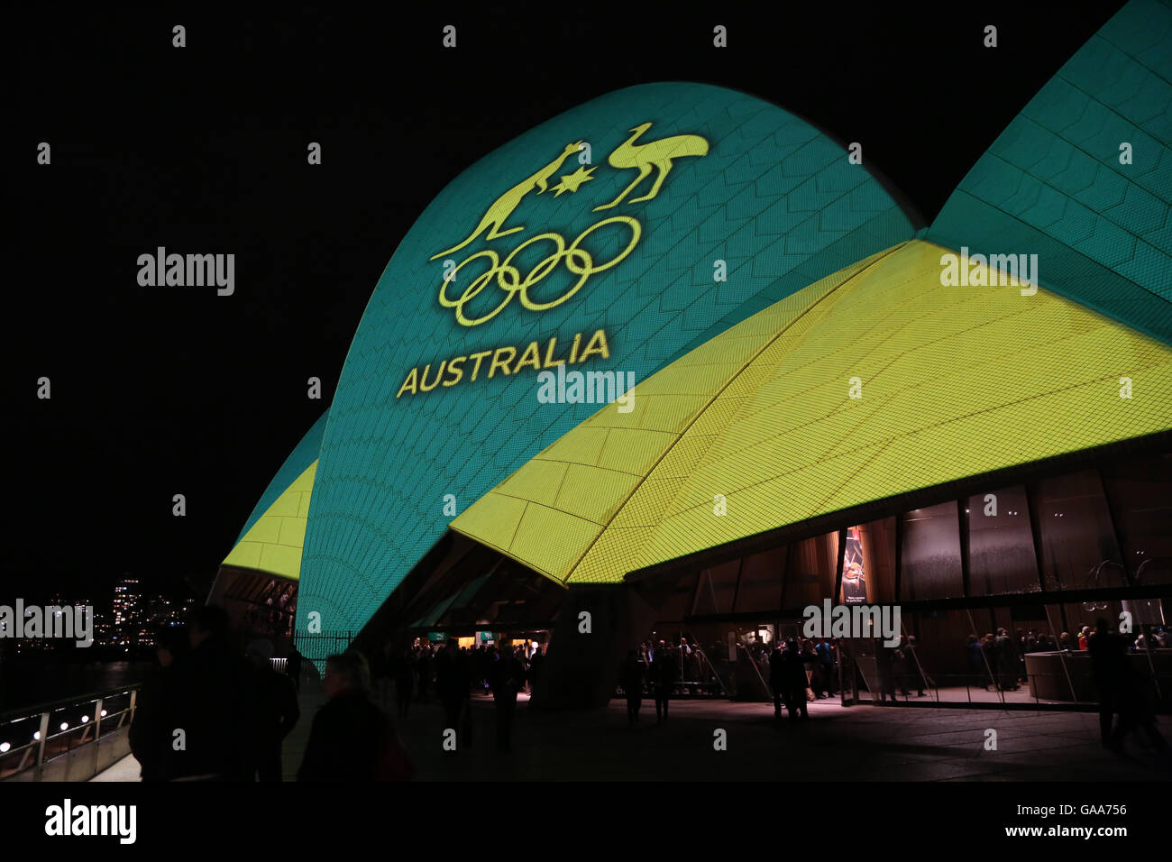 Sydney green and gold opera house hi-res stock photography and images ...