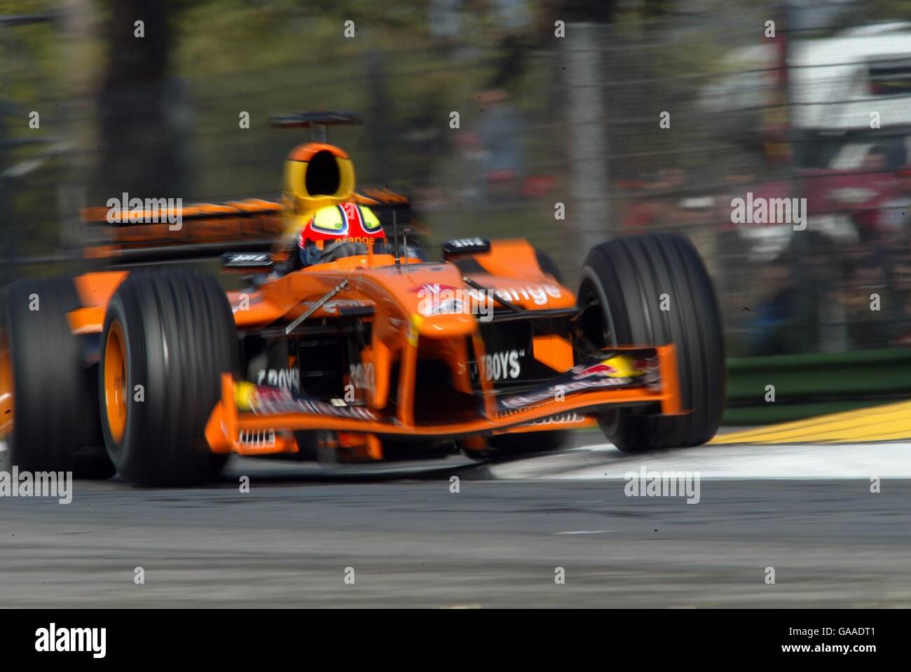 Formula One Motor Racing - San Marino Grand Prix - Race. Enrique Bernoldi, Arrows Stock Photo