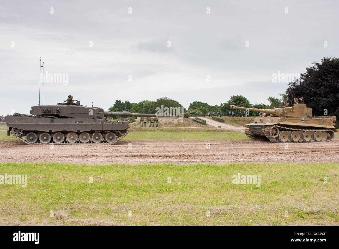 Tankfest, bovington, 2016 Leopard 2A4 and Tiger 1 (131) Tanks Stock ...