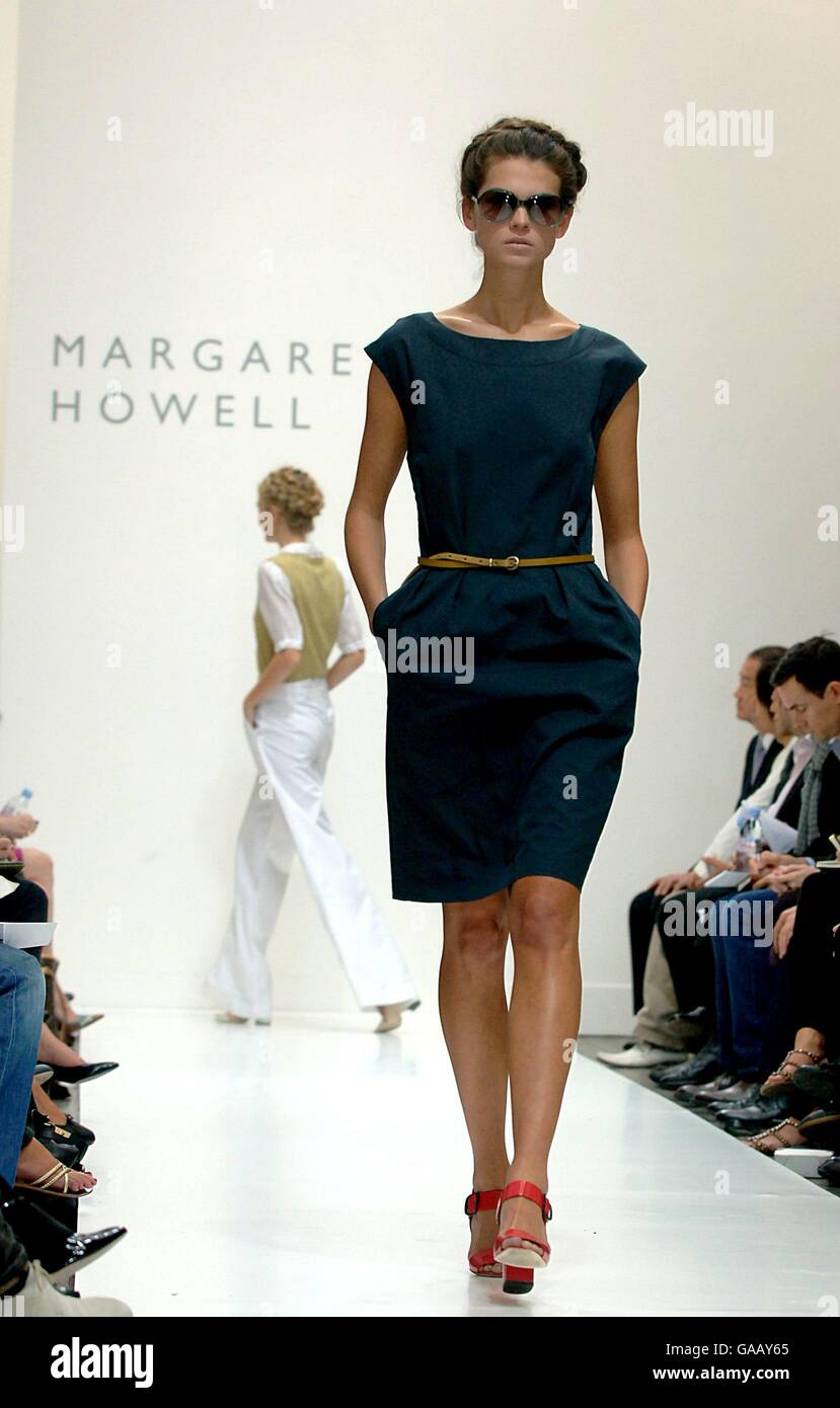 A model wears creation designer margaret howell wigmore st hi-res stock ...