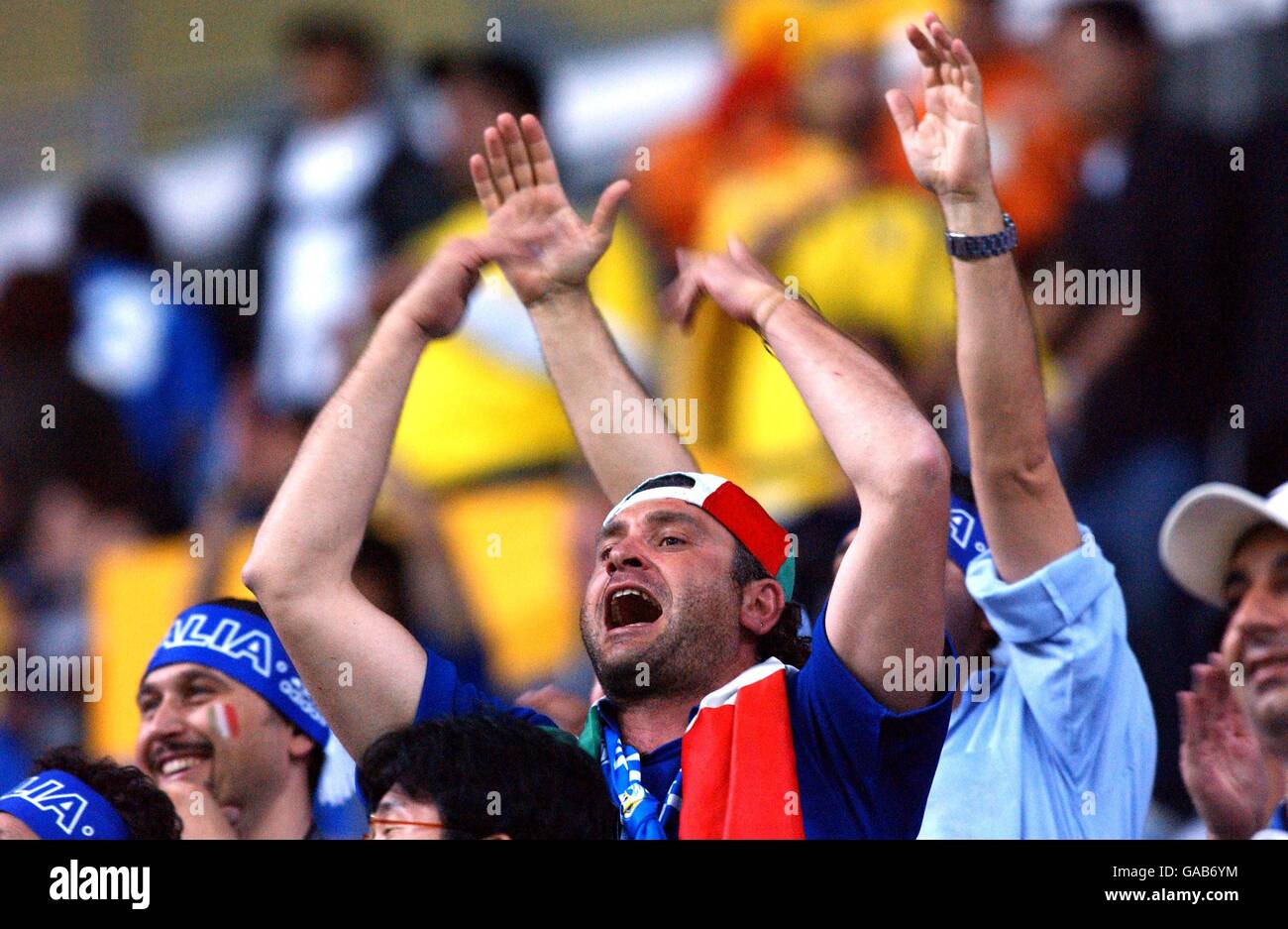 Soccer - FIFA World Cup 2002 - Group G - Italy v Ecuador. Italy fans cheer on their team Stock Photo