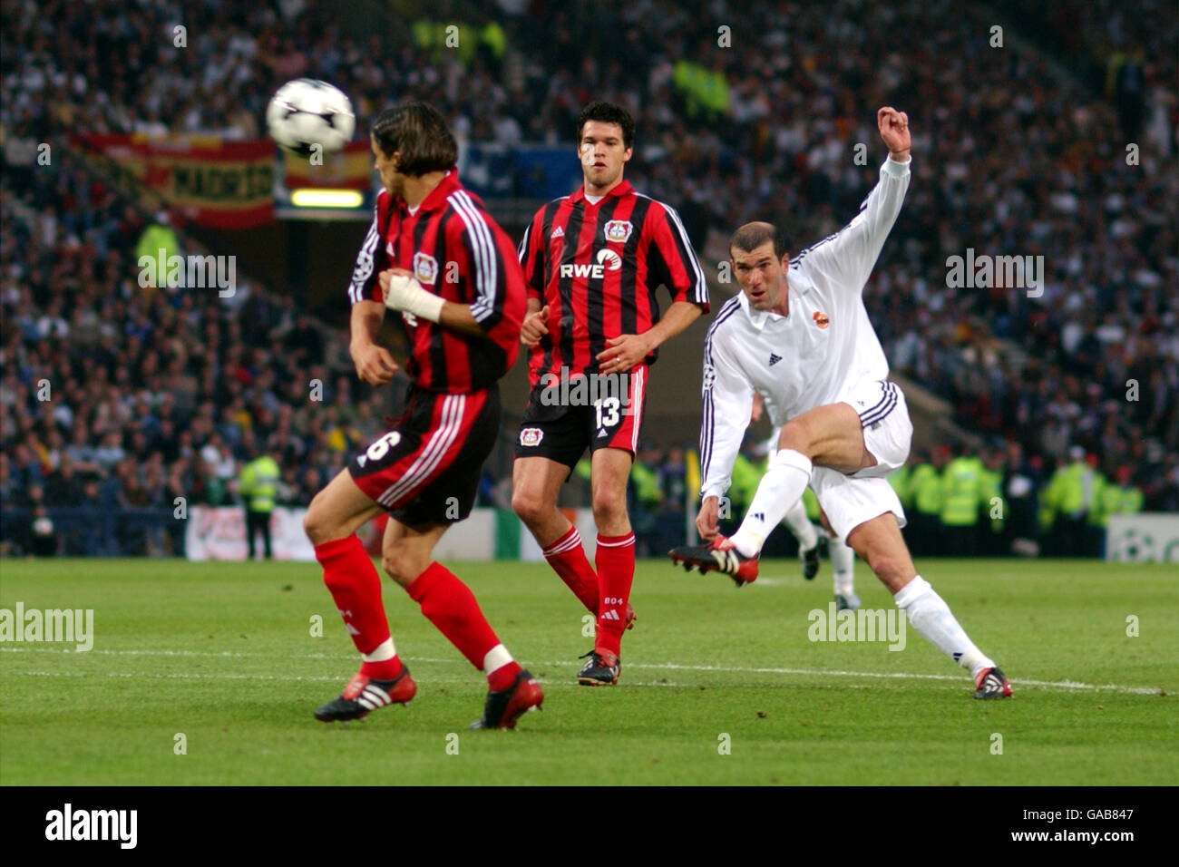 Soccer - UEFA Champions League - Final - Real Madrid v Bayer Leverkusen  Stock Photo - Alamy