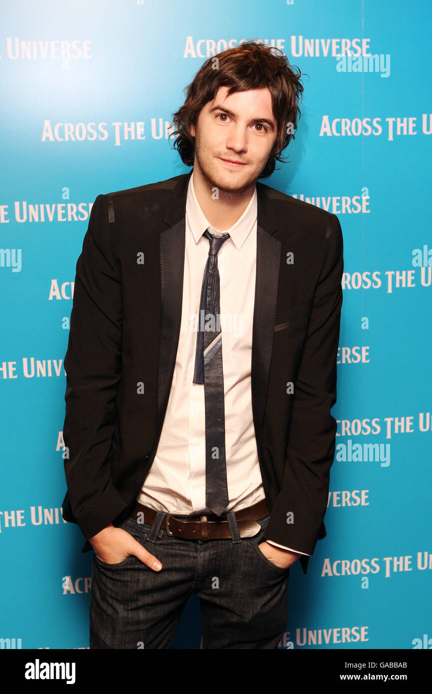 Jim Sturgess arrives for the premiere of new film Across The Universe at  the Apollo cinema, in cental London Stock Photo - Alamy, image size:866x1390