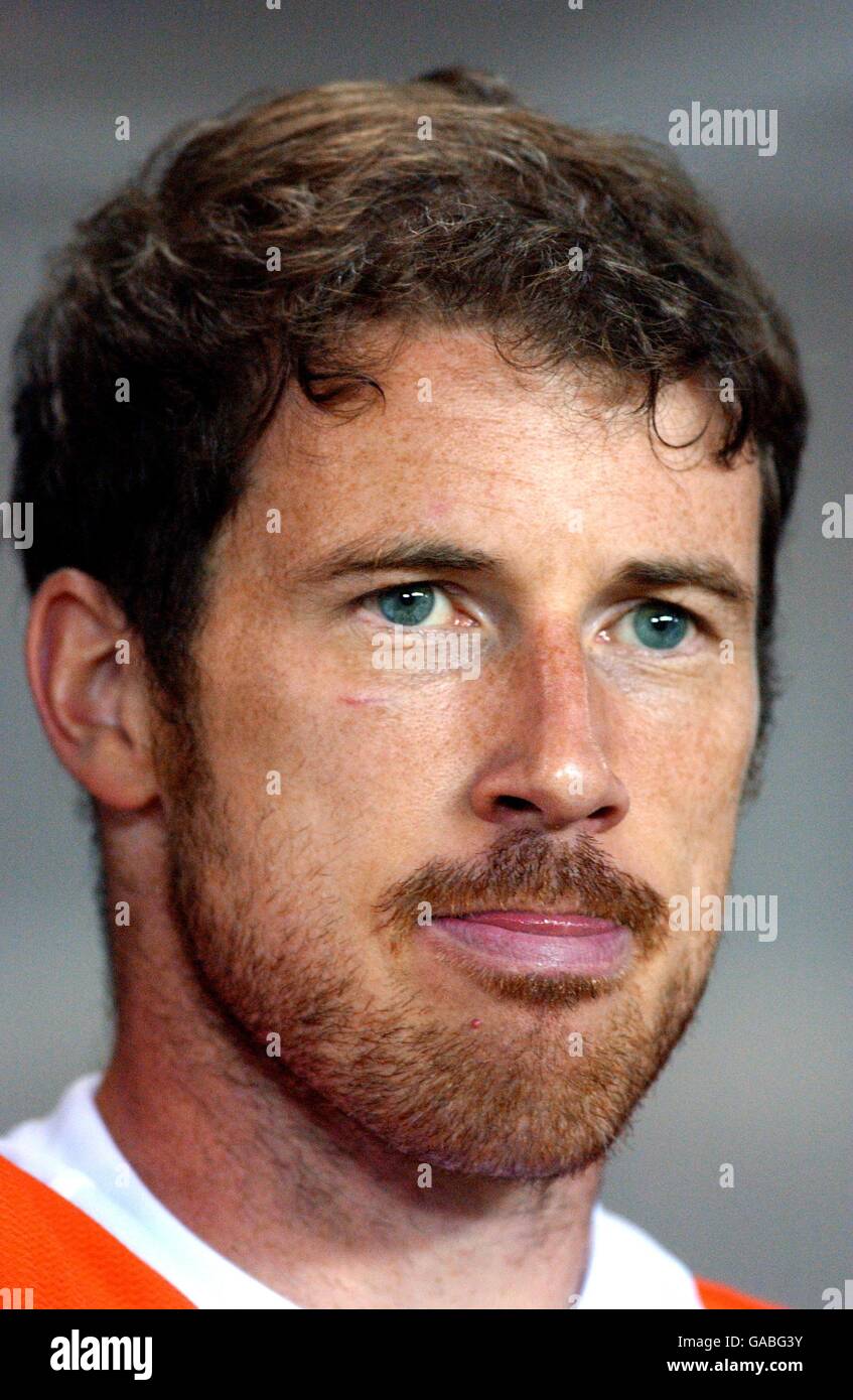 Kenny cunningham 2002 hires stock photography and images Alamy