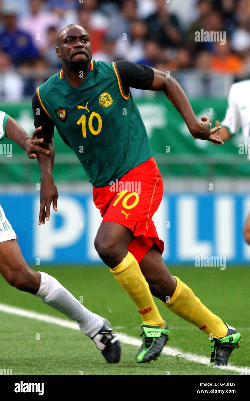 Soccer FIFA World Cup 2002 Group E Cameroon v Saudi Arabia Stock