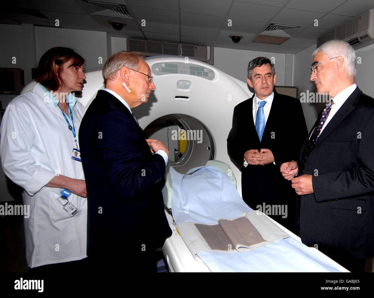 From left: Caroline Townsend (Superintendent Radiographer), Professor ...