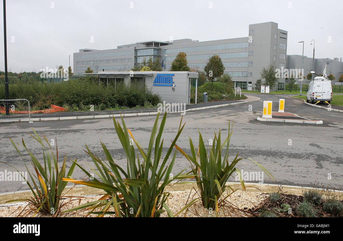 600 jobs axed microchip factory hires stock photography and images Alamy