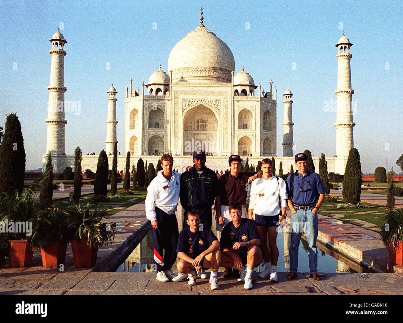 CRICKET TOUR OF INDIA. ENGLAND'S CRICKETERS AT THE TAJ MAHAL IN AGRA