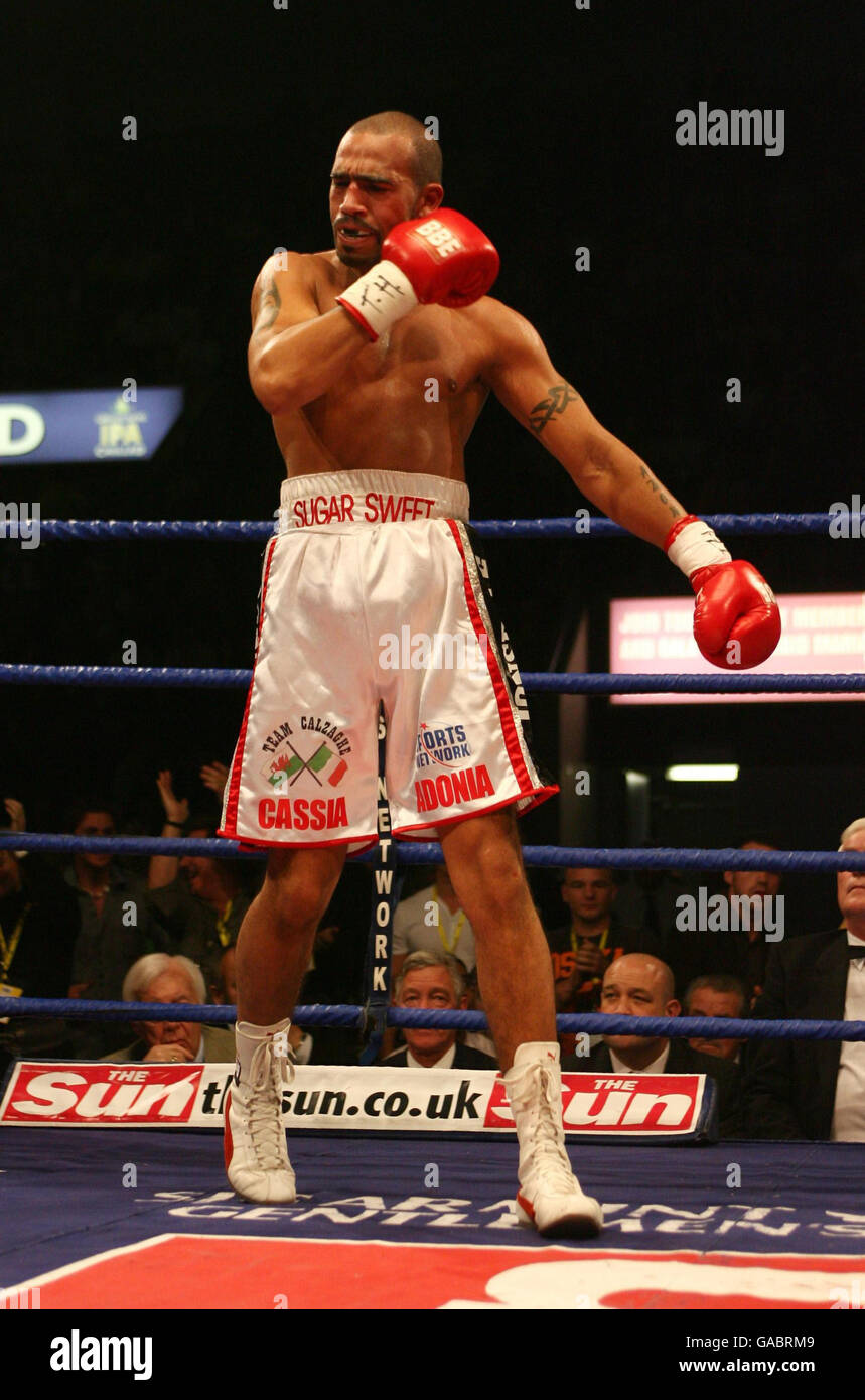 Boxing LightMiddleweight Bradley Pryce v Martin Concepcion Stock