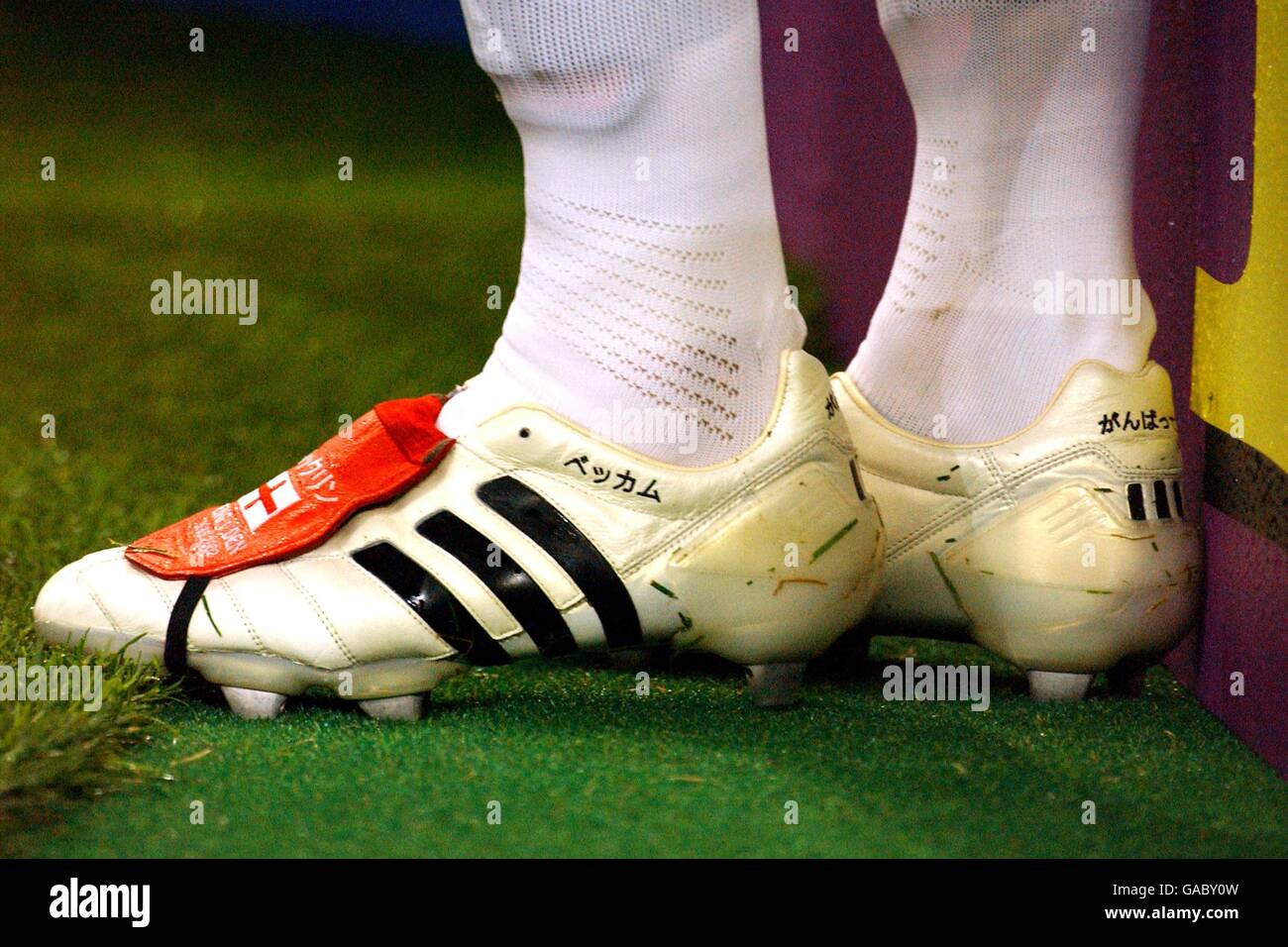 Captain england football soccer hi-res stock photography and images - Page  32 - Alamy