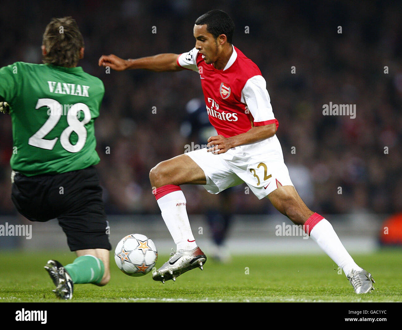 Soccer - UEFA Cup - Round Of 32 - Slavia Prague v Tottenham Hotspur -  Strahov Stadium Stock Photo - Alamy