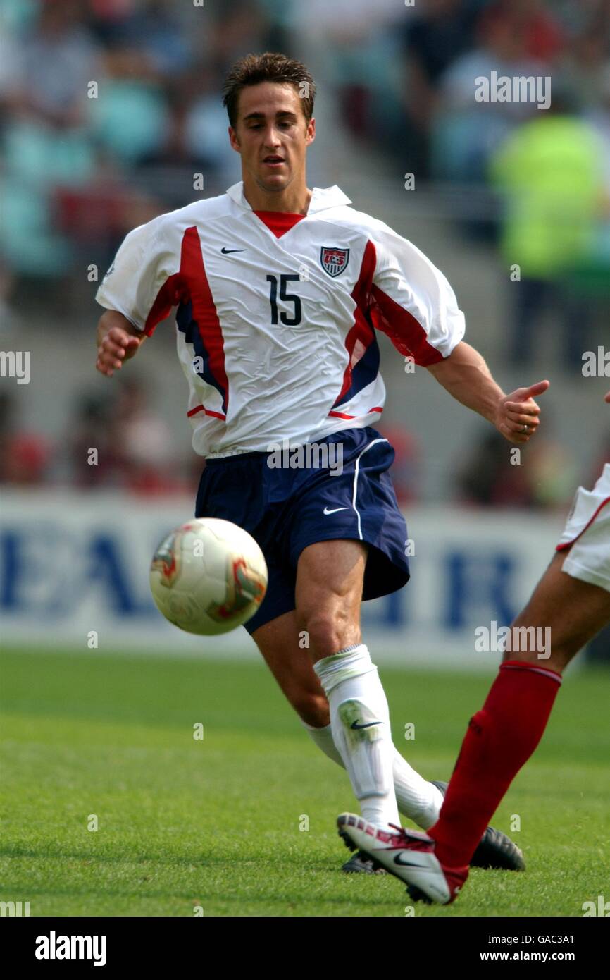 Josh Wolff of 1860 Munich leads the ball during the soccer friendly FC  Bayern Munich vs TSV 1860 Munich at Allianz-Arena in Munich, Germany, 26  January 2008. Photo: Daniel Karmann Stock Photo - Alamy