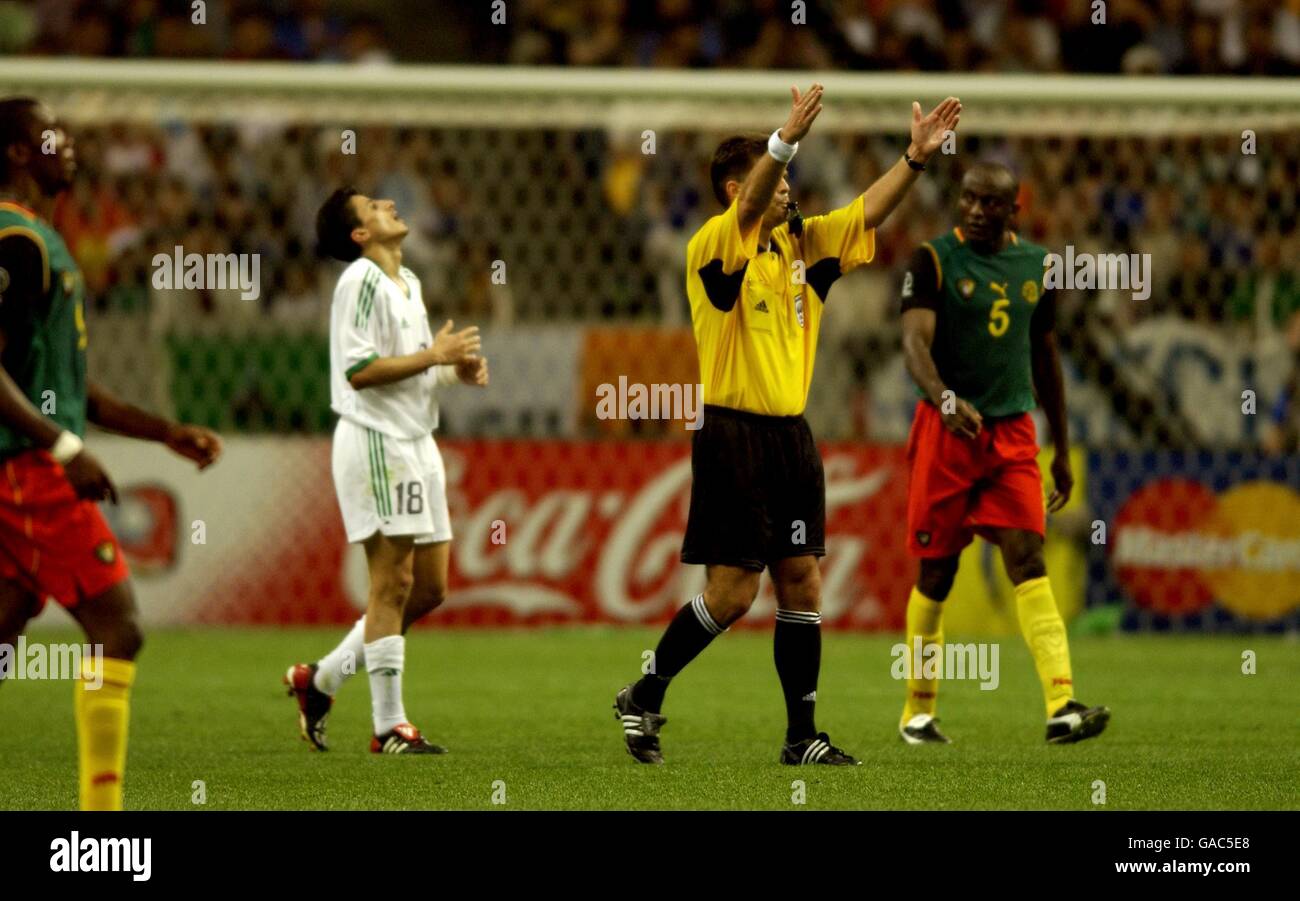 Soccer - FIFA World Cup 2002 - Group E - Cameroon v Saudi Arabia Stock Photo