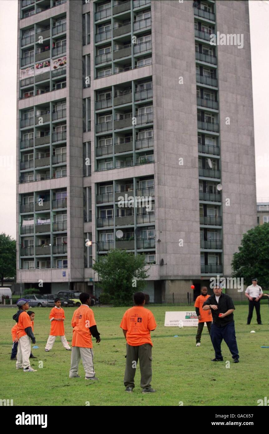 Cricket Surrey Channel Four Roadshow Stock Photo Alamy