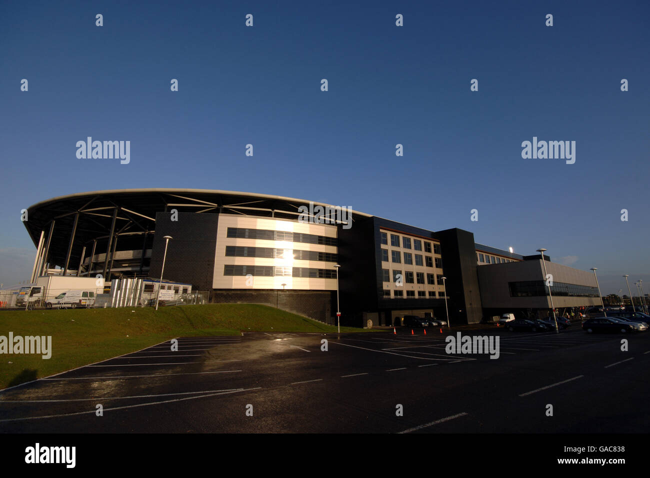 Soccer - Johnstone's Paint Trophy - Southern Section - Second Round ...