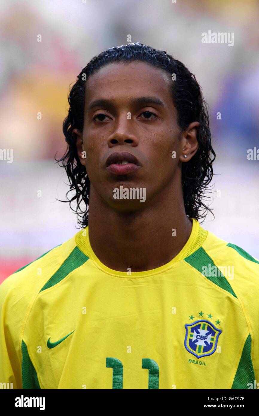 2002 World Cup Ronaldinho Hi res Stock Photography And Images Alamy 2002-world-cup-ronaldinho-hi-res-stock-photography-and-images-alamy