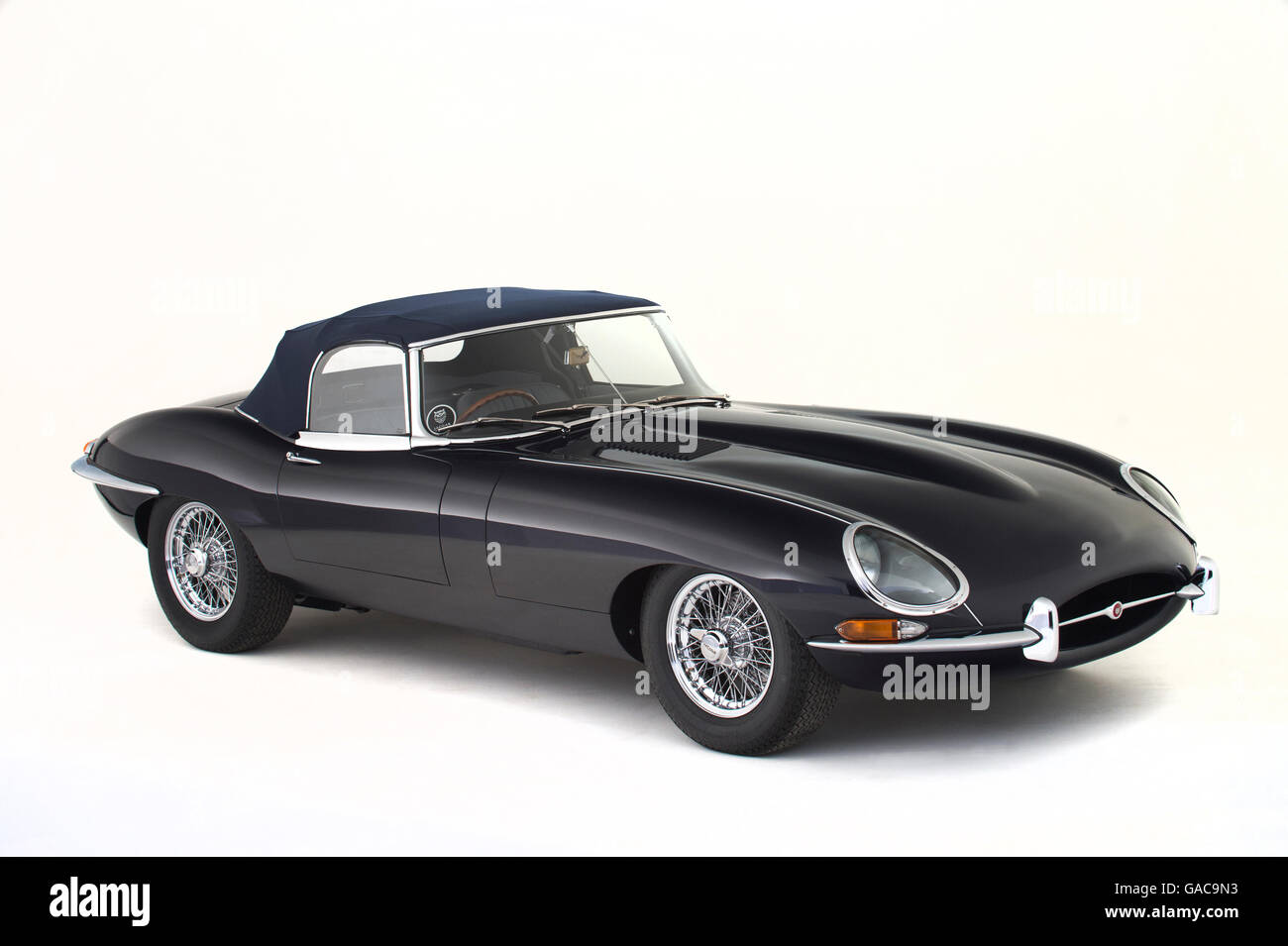 1965 Jaguar E type Series 1Drophead Coupe Stock Photo