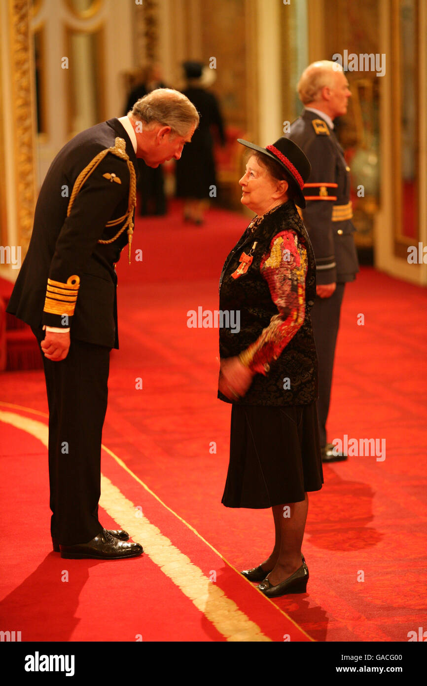 Professor Ruth Nye from Guildford is made an MBE by the Prince of Wales ...