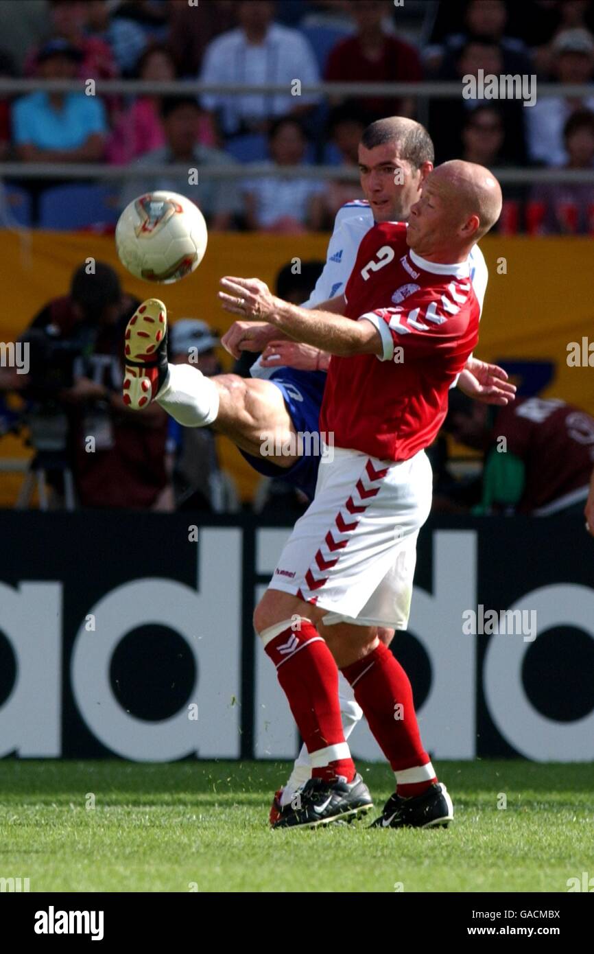 Zidane world cup 2002 hi-res stock photography and images - Alamy