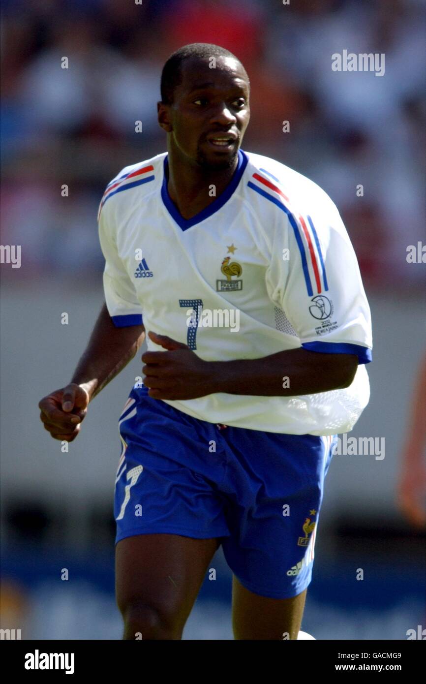 Makelele france 2002 hi-res stock photography and images - Alamy