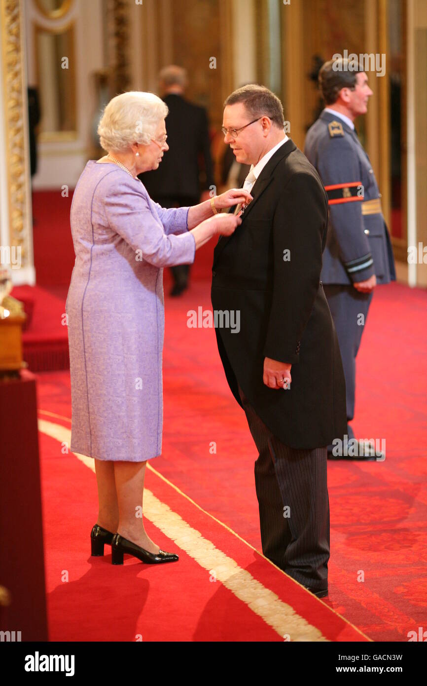 Mr alan mungham addicott hi-res stock photography and images - Alamy