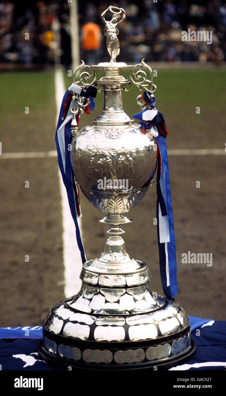 Football League First Division Trophy 32 cm Height The Lady Trophy