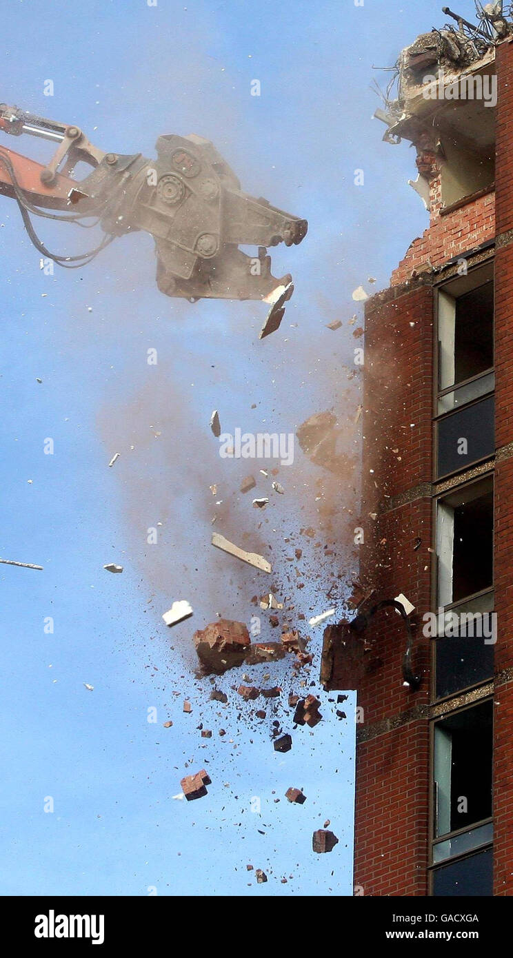 Wreckers move in on Olympic Park's tallest building Stock Photo - Alamy