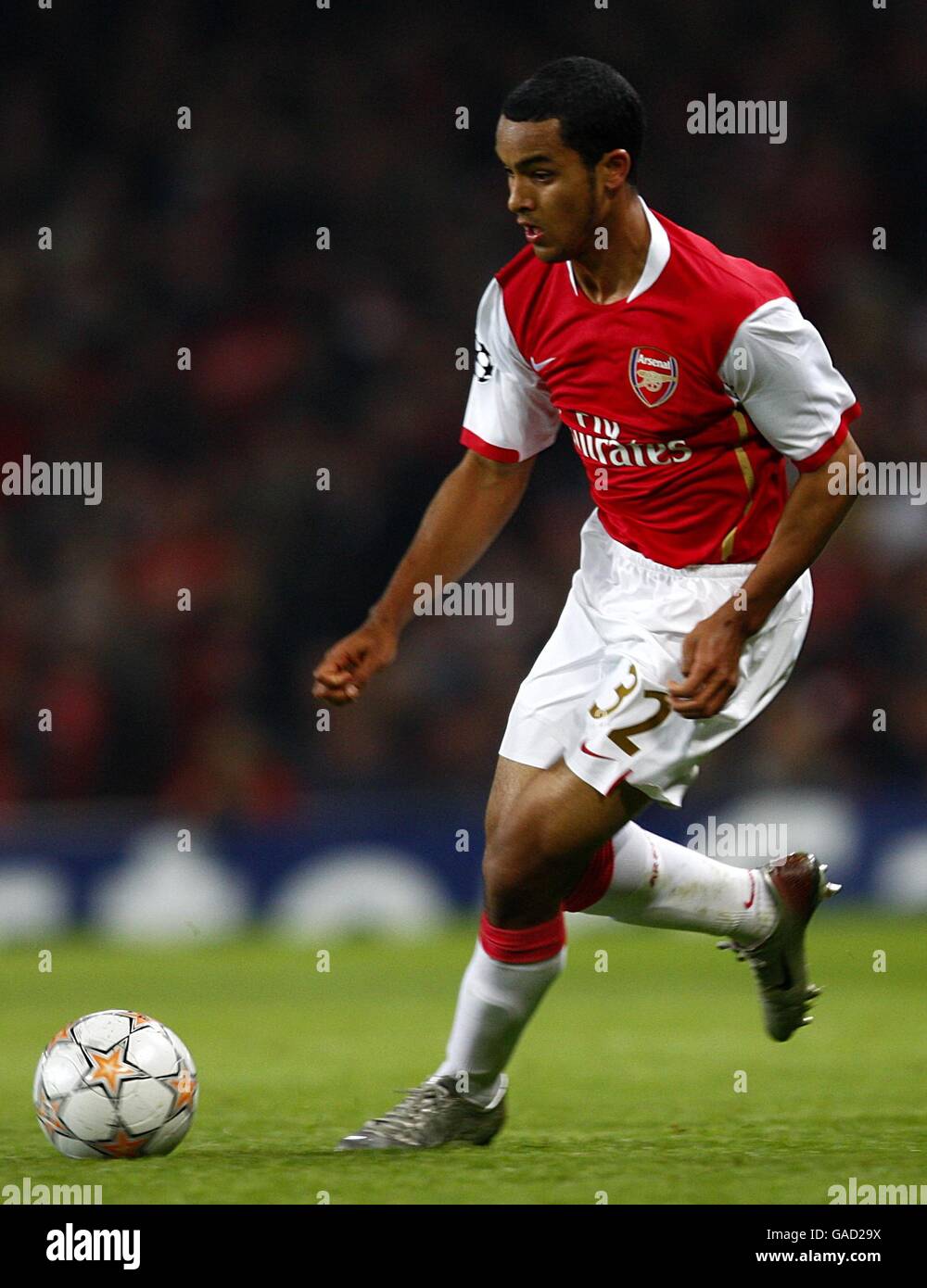 Soccer - UEFA Champions League - Group H - Slavia Prague v Arsenal - Evzena  Rosickeho Stadium. Arsenal Team Group Stock Photo - Alamy