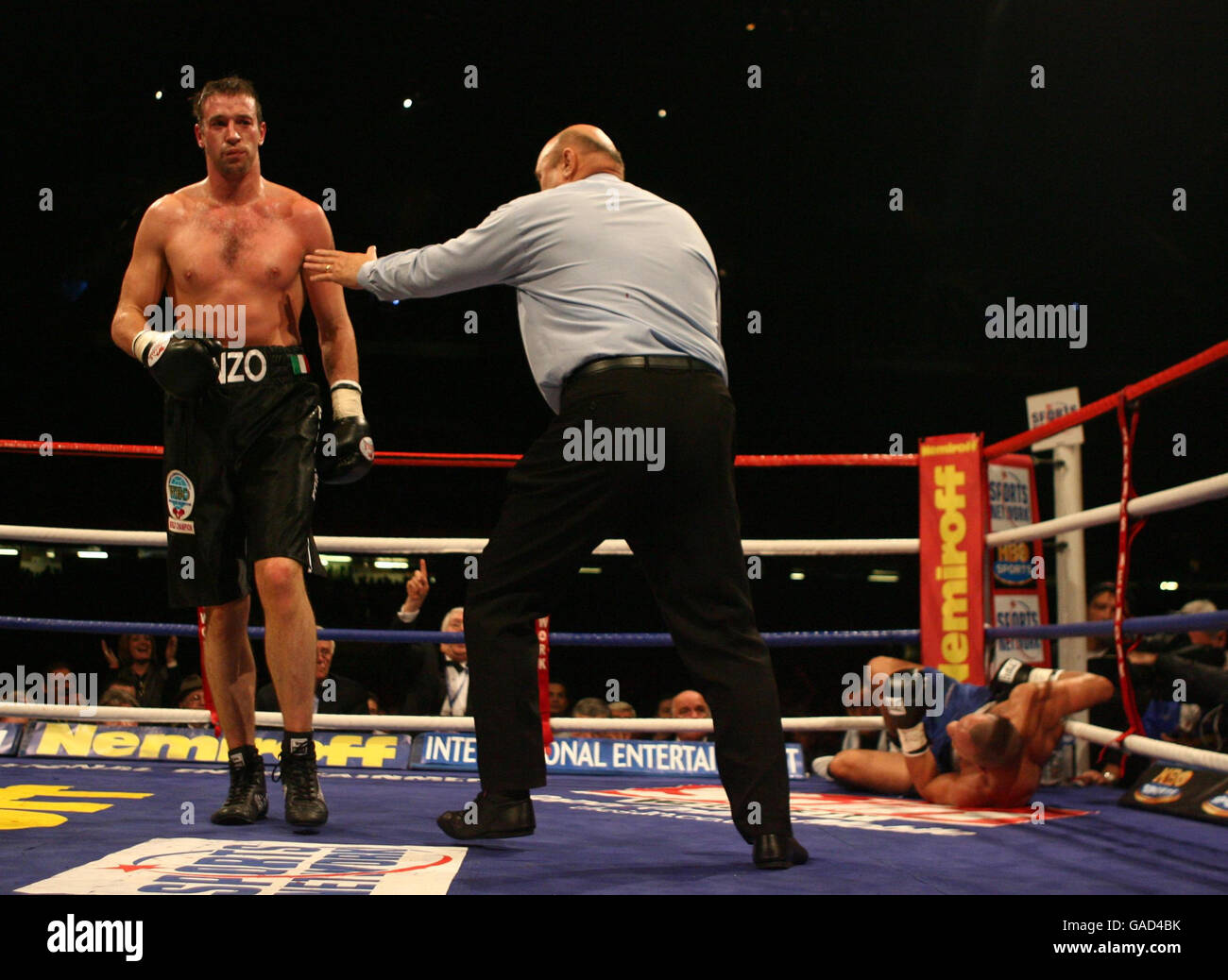 Boxing WBO Cruiserweight Title Enzo Maccarinelli v Mohamed Azzaoui