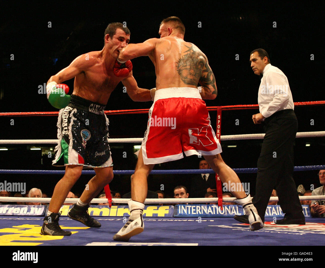 boxing-wbo-wba-wbc-super-middleweight-title-joe-calzaghe-v-mikkel