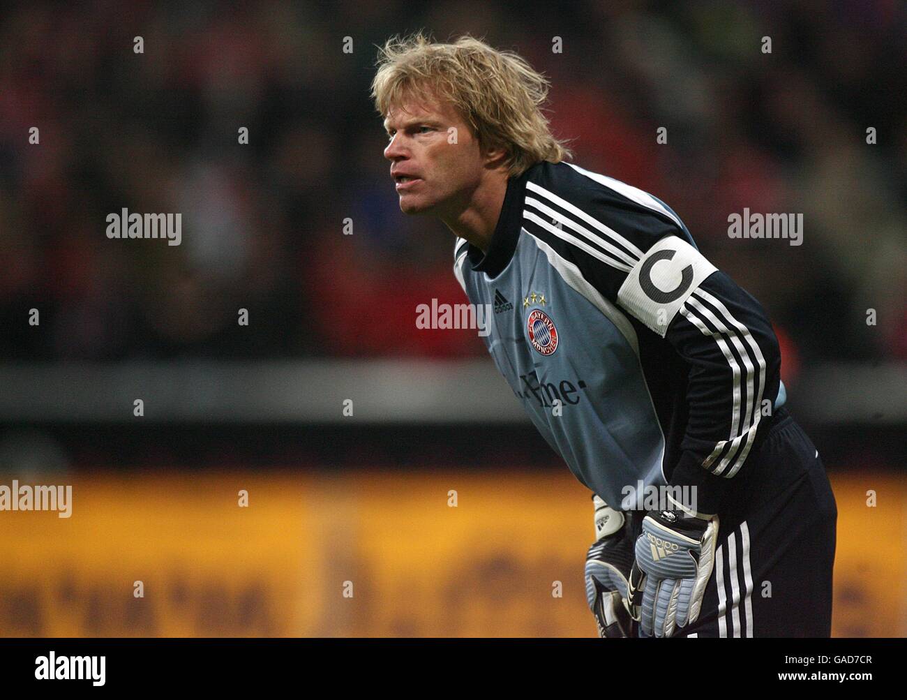 Fc munich player oliver kahn hi-res stock photography and images - Alamy