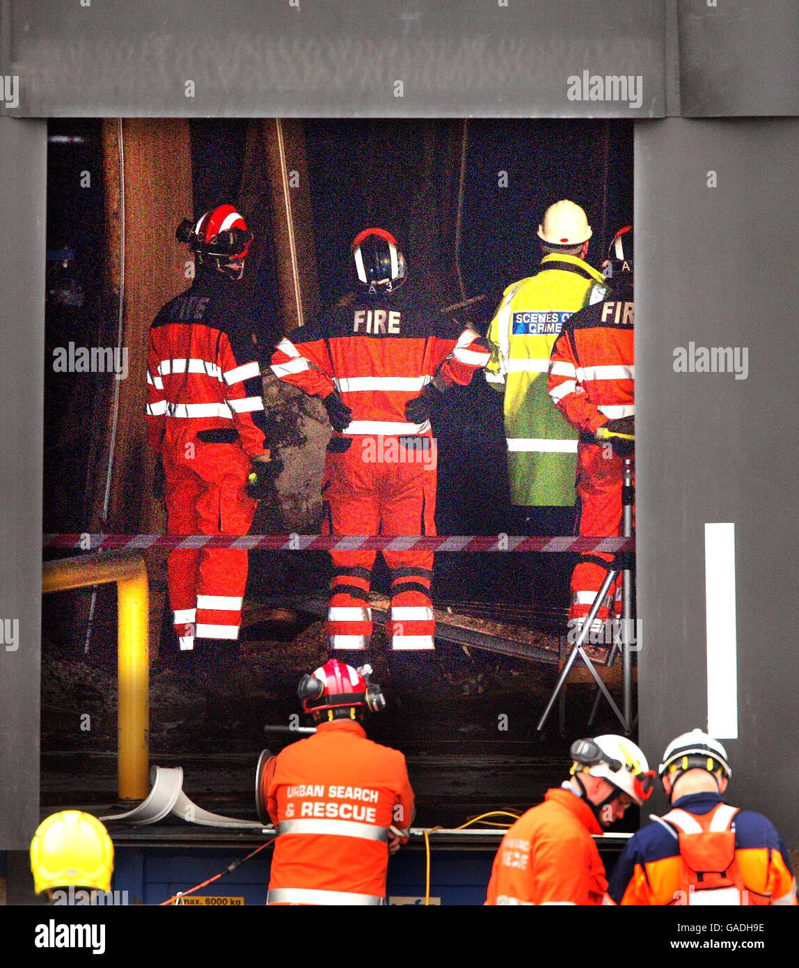 Search and rescue teams look for 3 missing firemen at Atherstone on Stour, Warwickshire today. Stock Photo