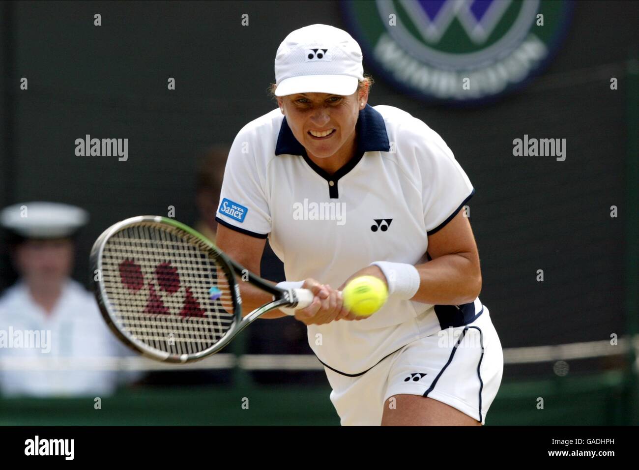 Ai sugiyama in action against monica seles hi-res stock photography and  images - Alamy