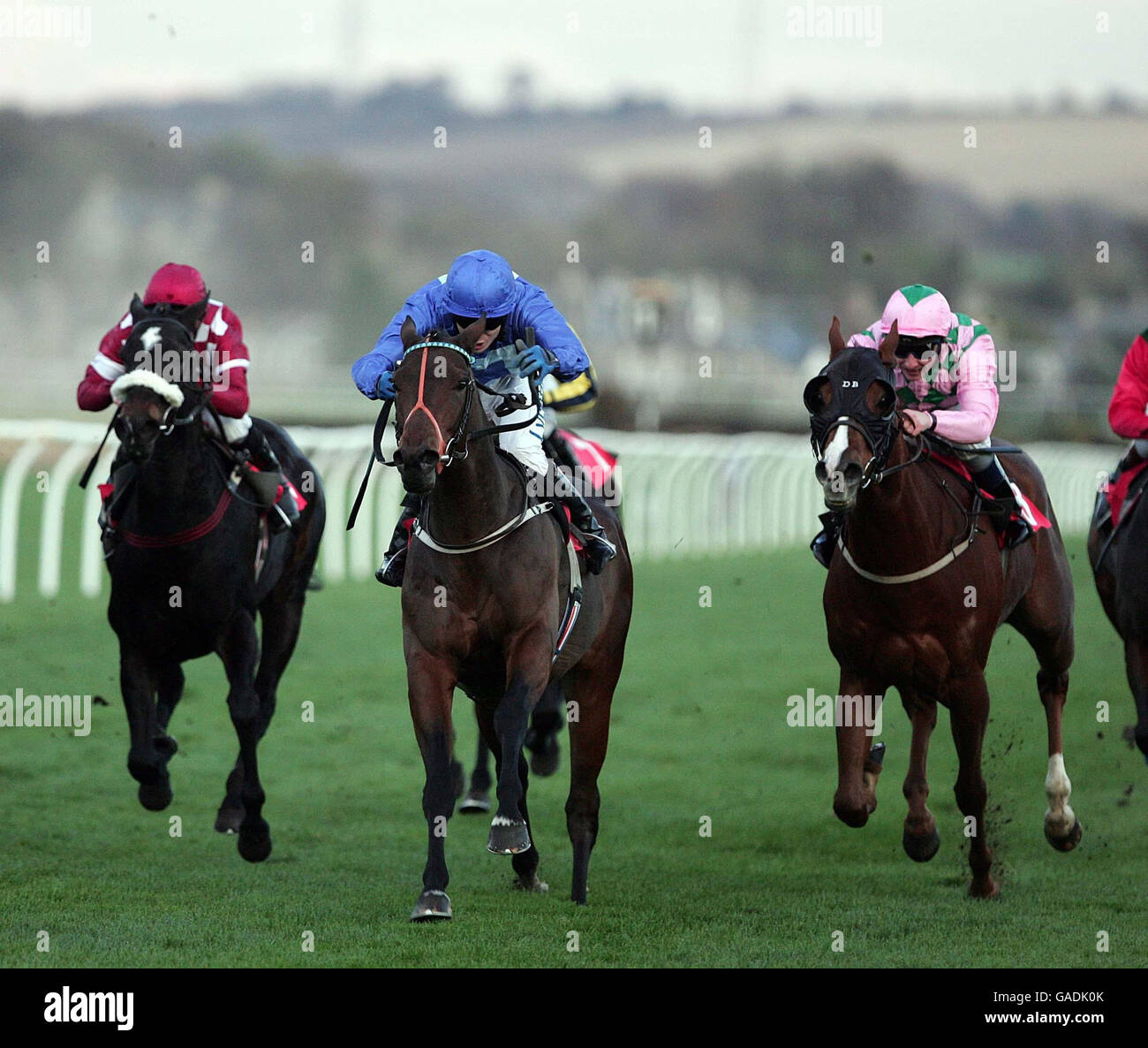 Musselburgh racecourse general view hi-res stock photography and images ...