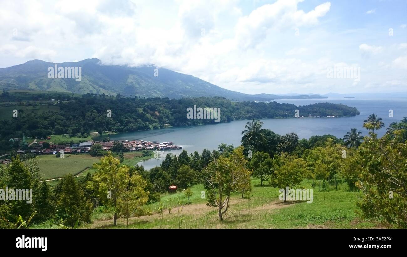 Philippines. 04th July, 2016. The scenic view of ake Lanao at Ganassi's rolling hills. © Sherbien Dacalanio/Pacific Press/Alamy Live News Stock Photo