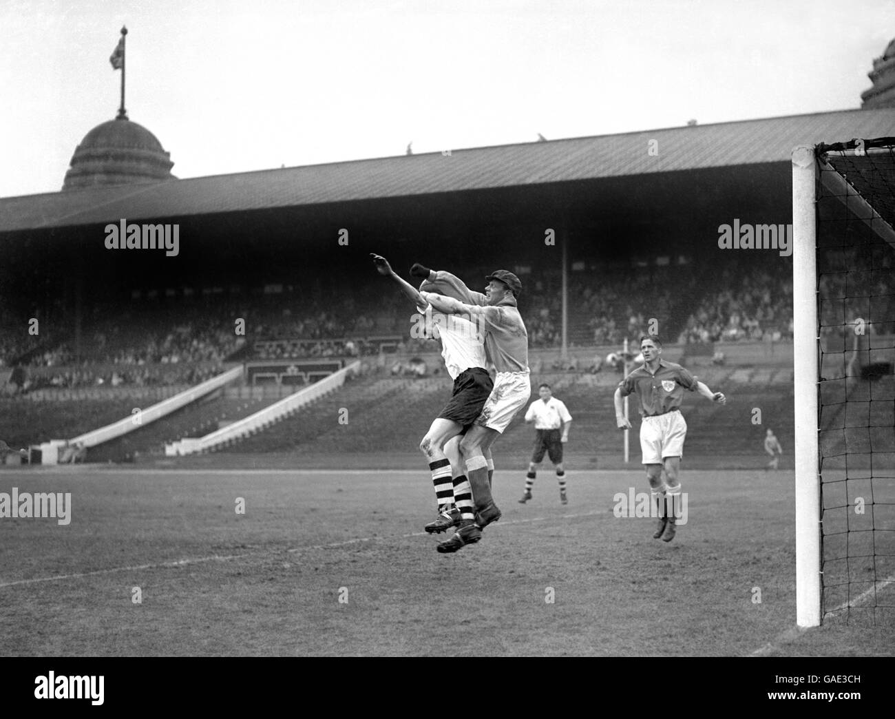 Soccer - Summer Olympic Games 1948 - Football Third Place Play-off - Denmark v Great Britain - London - Wembley Stadium Stock Photo