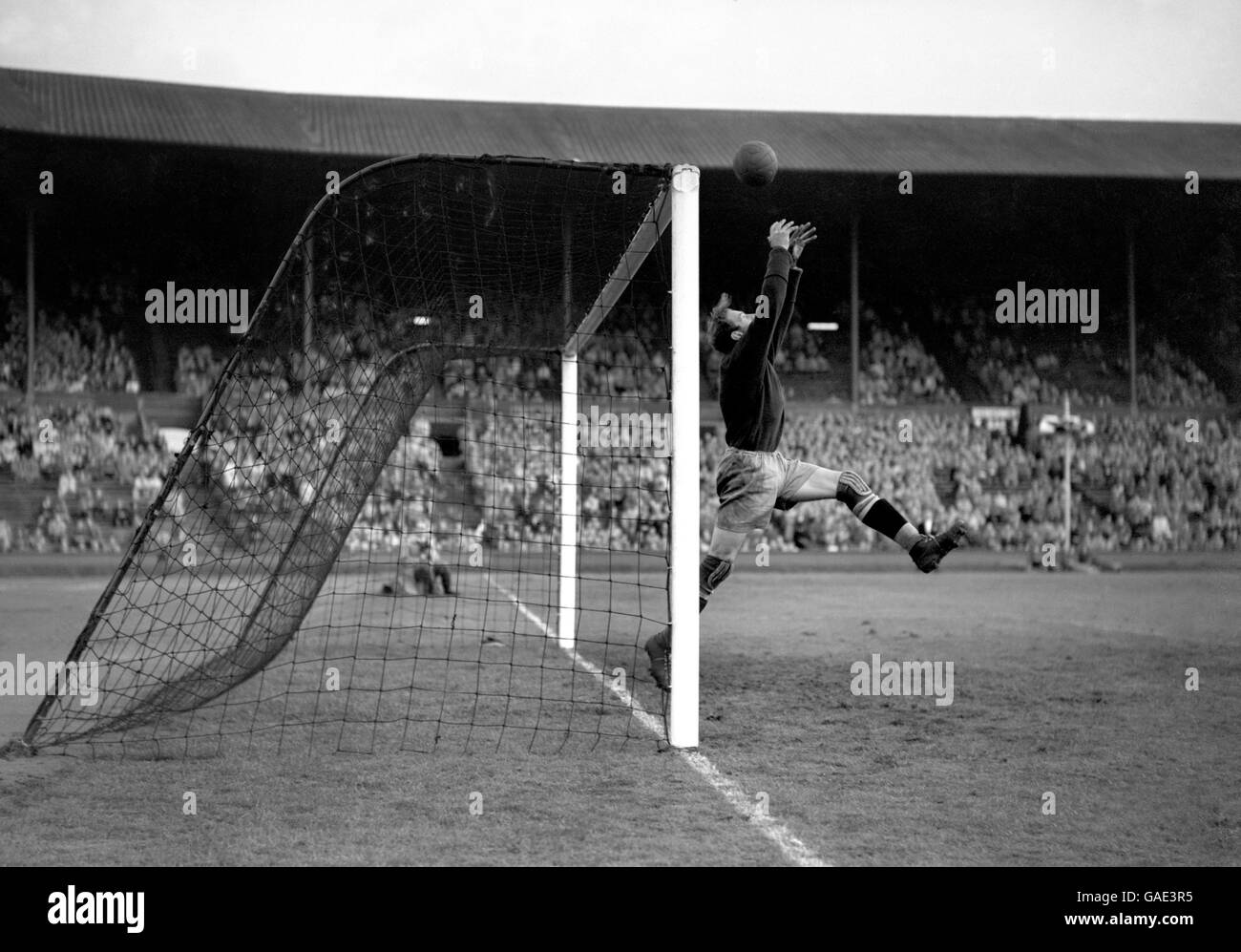 Soccer - Summer Olympic Games 1948 - Final - Yugoslavia v Sweden - London - Wembley Stadium Stock Photo