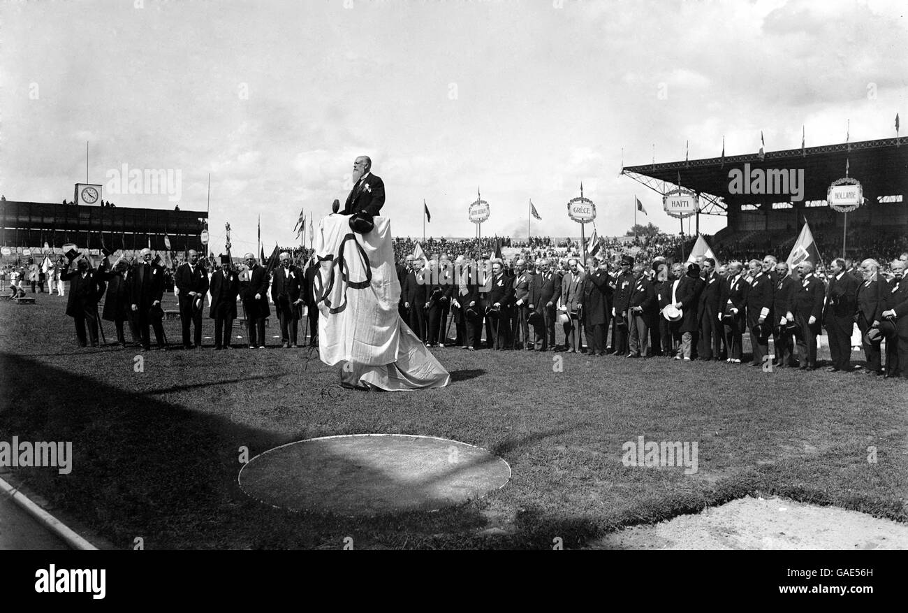 Olympic games 1924 Black and White Stock Photos & Images - Alamy