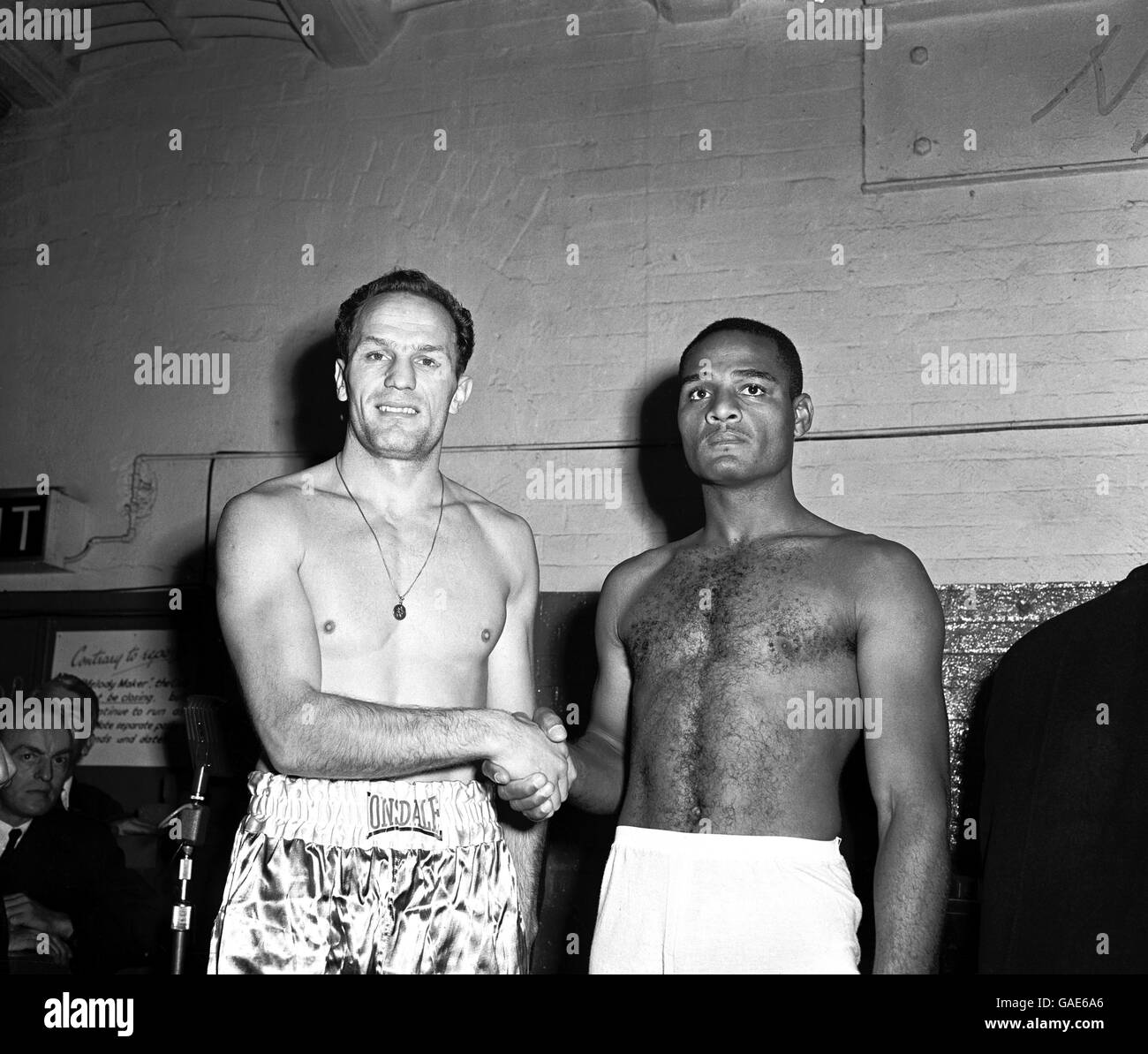 L R Henry Hands With Zora Folley At The Weigh In High Resolution Stock