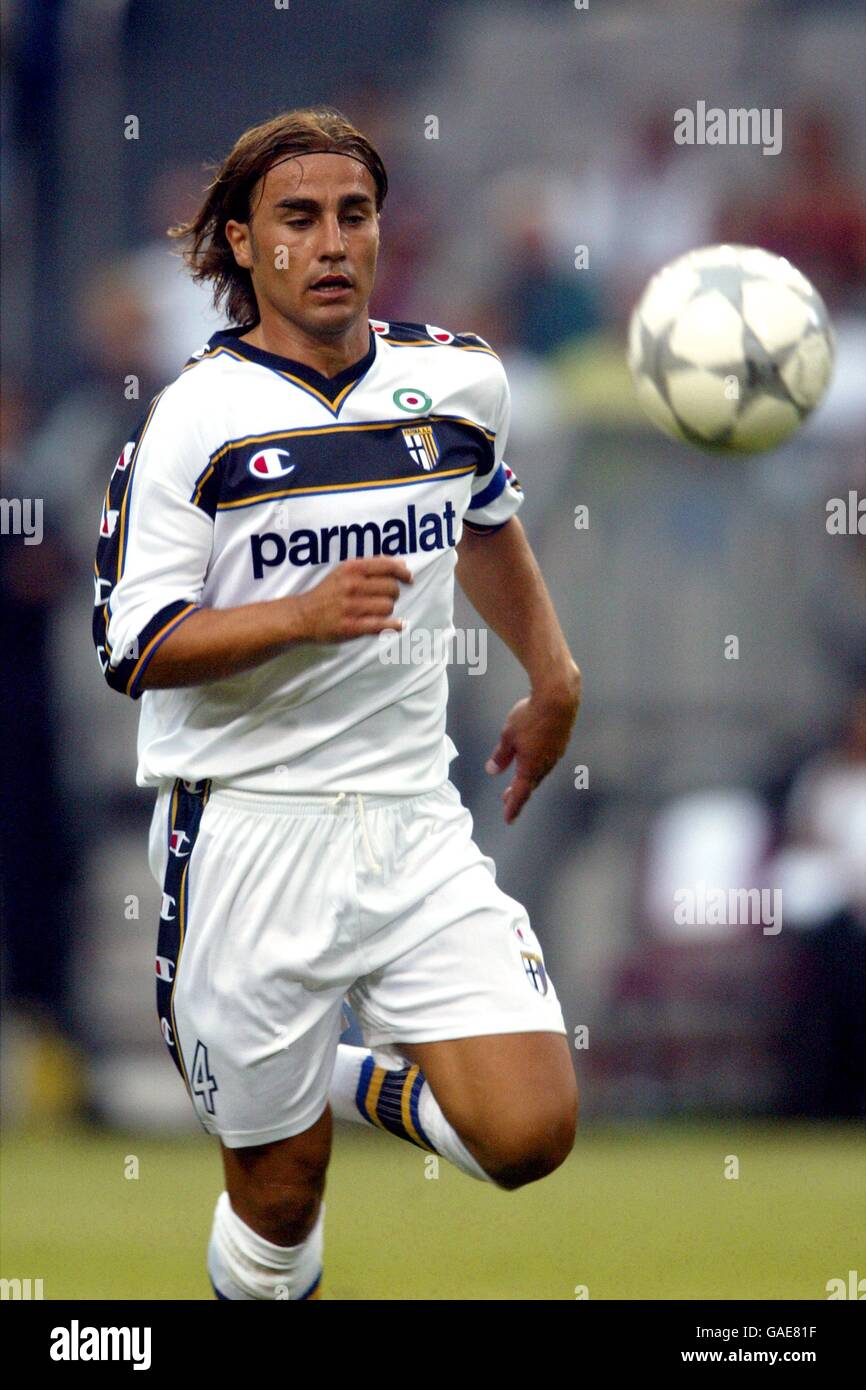 Soccer - Amsterdam Tournament - Barcelona v Parma. Parma captain Fabio Cannavaro in action against Barcelona Stock Photo